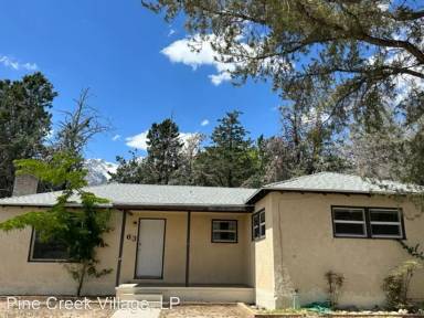 Main picture of Pine Creek Village