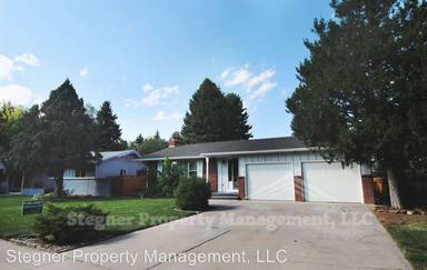 Main picture of 1121 Robertson St
