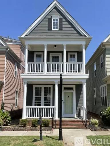 Main picture of 272 Bridges Farm Rd