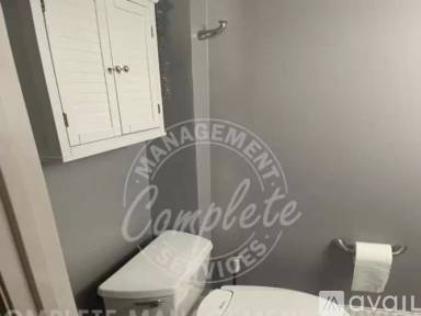 Main picture of 8037 Thomas Ln