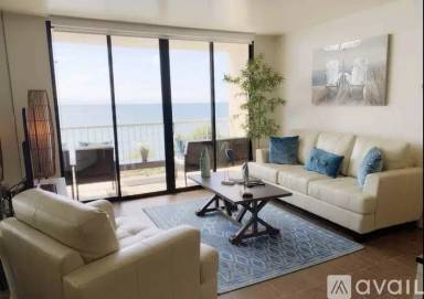 Main picture of 4909 Orchard Ave