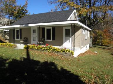 Main picture of 1032 NC Highway 194 N