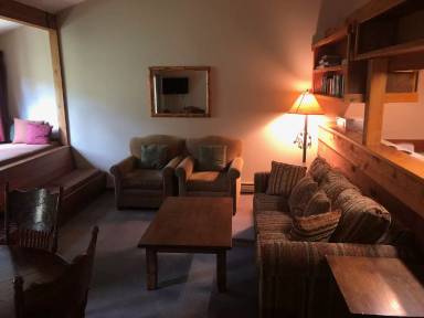 Main picture of 223 Hawthorne