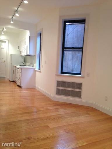 Main picture of 103 Mosco St