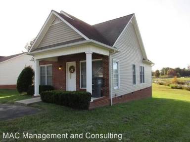 Main picture of 915 Nottingham Dr