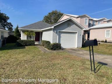Main picture of 2821 Bay Club Dr
