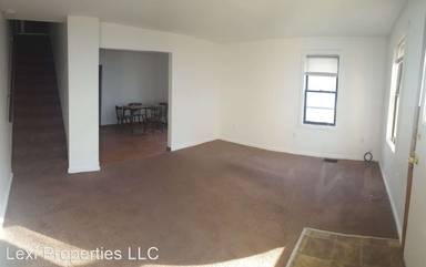 Main picture of 1 Hollenbeck St