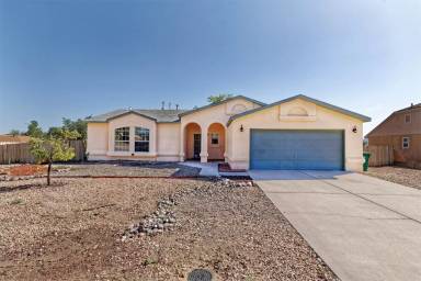 Main picture of 2602 Diamond Peak Dr NE