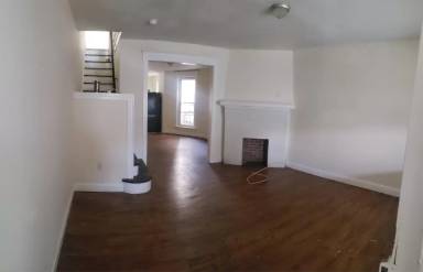 Main picture of 1040 S 54th St