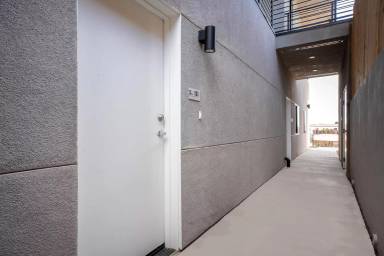 Main picture of 1815 La Siesta Way