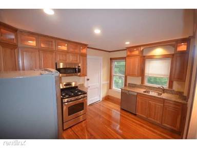 Main picture of 26 Oakview Ter