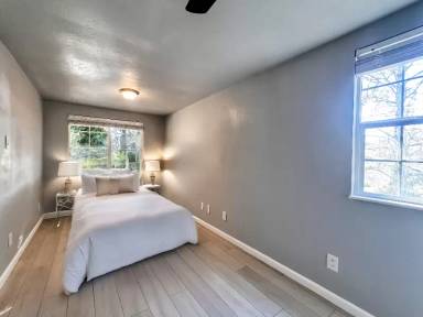 Main picture of 6493 Chagall Dr