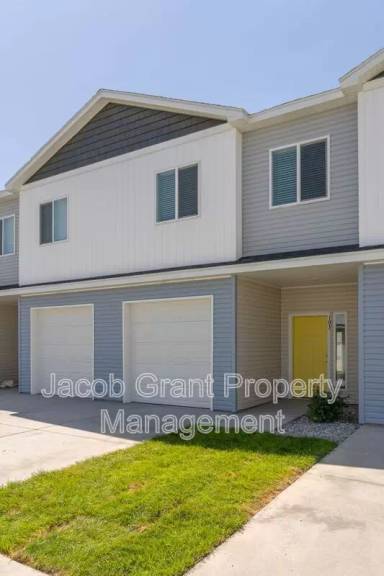 Main picture of 1895 Jennie Lee Dr