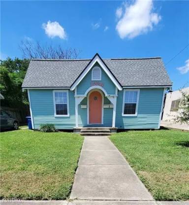 Main picture of 1729 3rd St