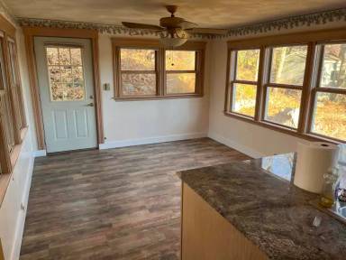 Main picture of 102 Beachview Ave