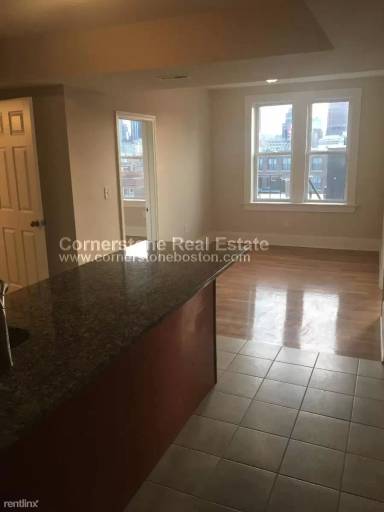 Main picture of 20 Sheafe St