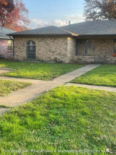 Main picture of 932 Lindy Ct