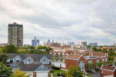 Main picture of Great Lakes Tower Condos