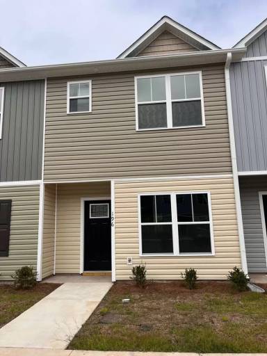Main picture of 196 Buckhorn Ave