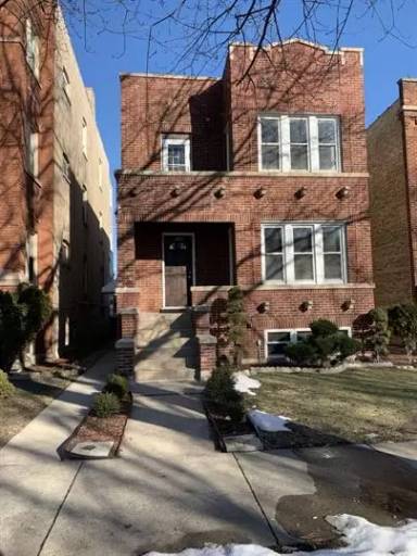 Main picture of 4735 N Kostner Ave