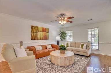 Main picture of 186 Hammond Place Cir