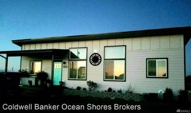 Main picture of 1356 N Jetty Ave SW