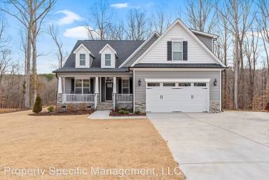 Main picture of 110 Oxer Dr