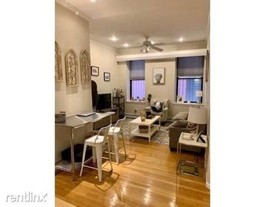 Main picture of 362 Commonwealth Ave