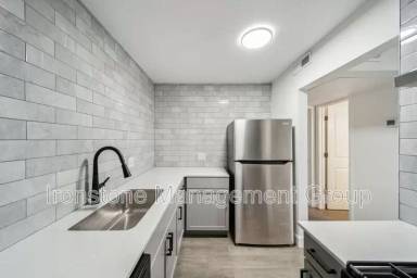 Main picture of The Elms By Onyx