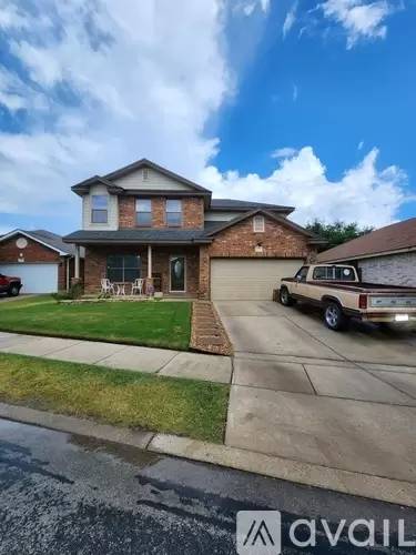 Main picture of 8211 Grissom Cir