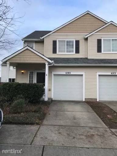 Main picture of 6587 NE Forest Ln