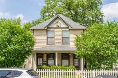 Main picture of 918 Prospect St