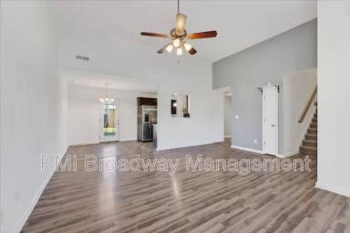 Main picture of 837 Shelton Cir