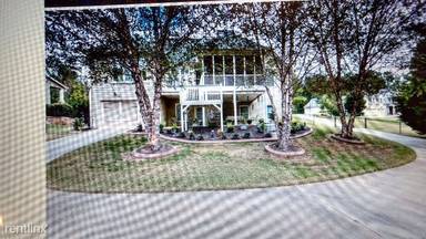 Main picture of 34 Waterstone Dr SE