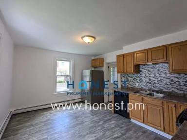 Main picture of 41 Windsor St