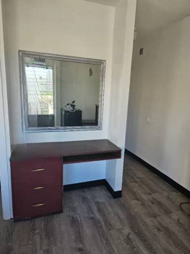Main picture of 929 Sheridan St