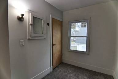 Main picture of 1337 Porter Ave