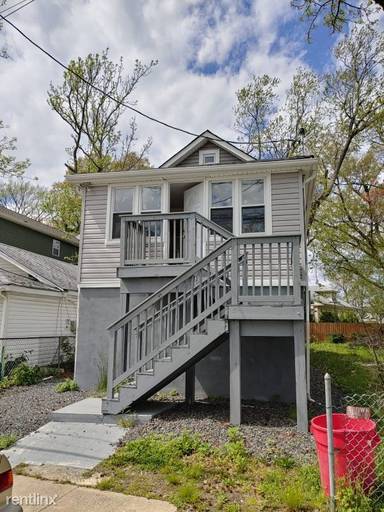 Main picture of 9 Grove Pl