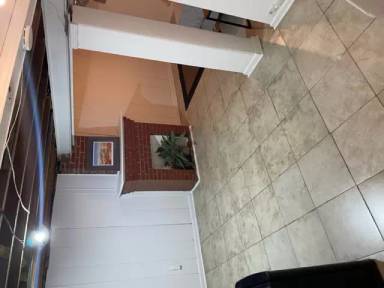Main picture of 5466 Lynview Ave
