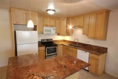 Main picture of 425 Autumn Dr
