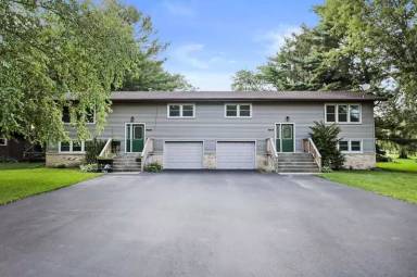 Main picture of 3151 View Rd