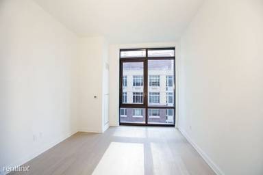 Main picture of 21 West End Ave Apartments