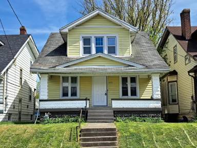 Main picture of 627 S 38th St