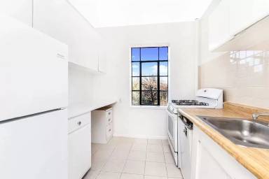 Main picture of 3001 Henry Hudson Pkwy