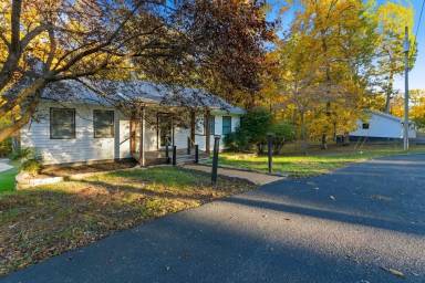 Main picture of 376 Peachtree Dr