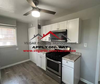 Main picture of 4345 Kentucky St