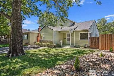 Main picture of 1340 55th St