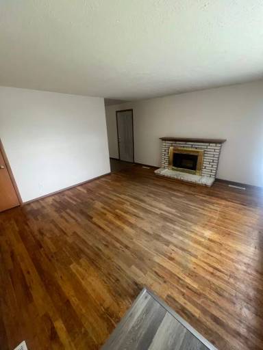 Main picture of 533 E Olympic Ave
