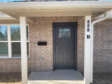 Main picture of 238 E Young Pl