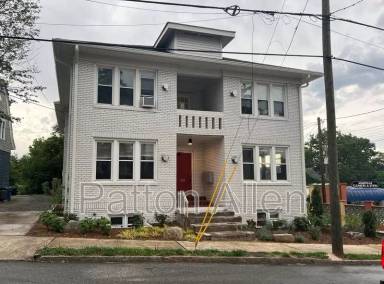 Main picture of 205 Hillside St